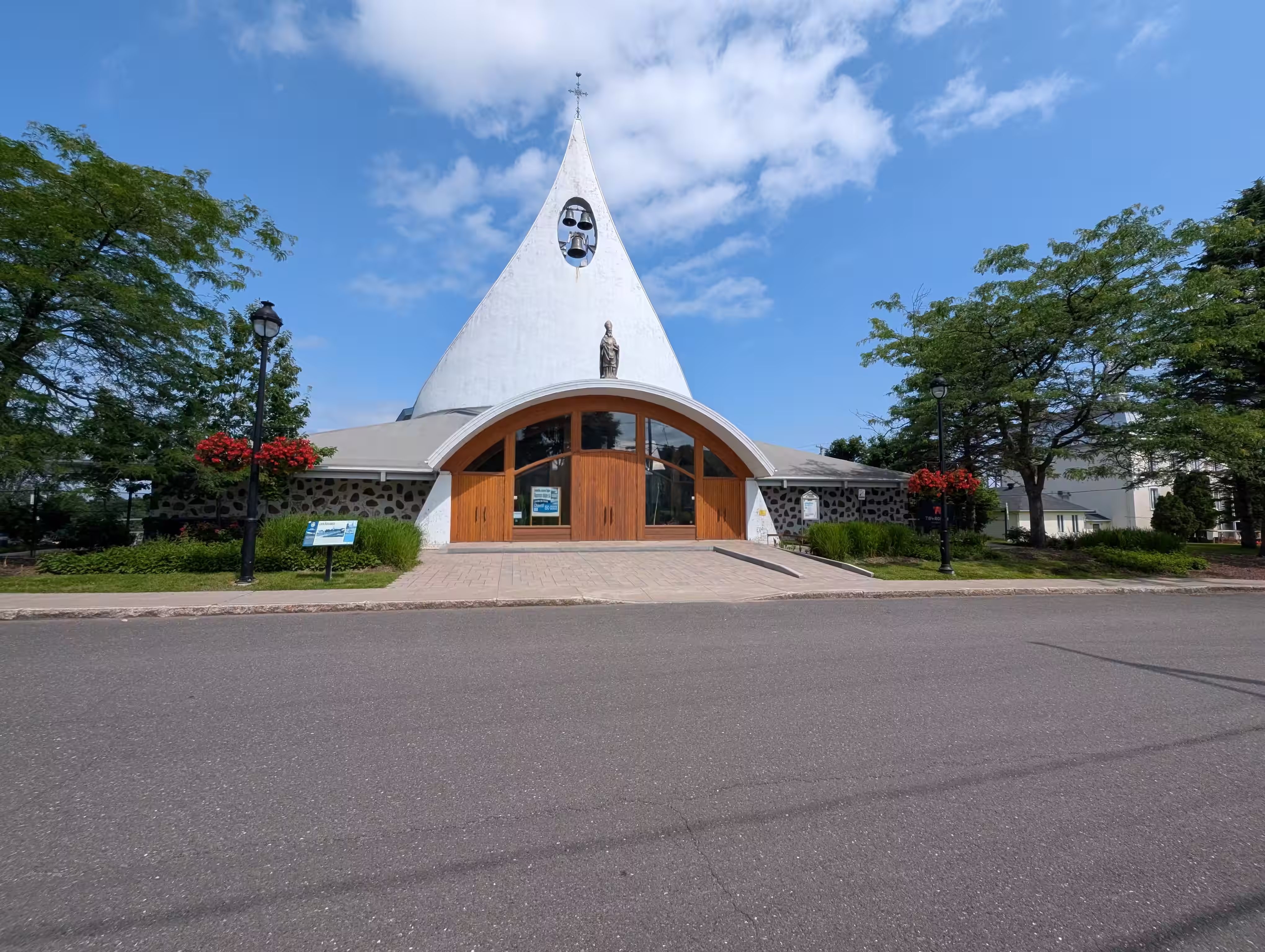 Saint-Antoin-de-Tilly 1