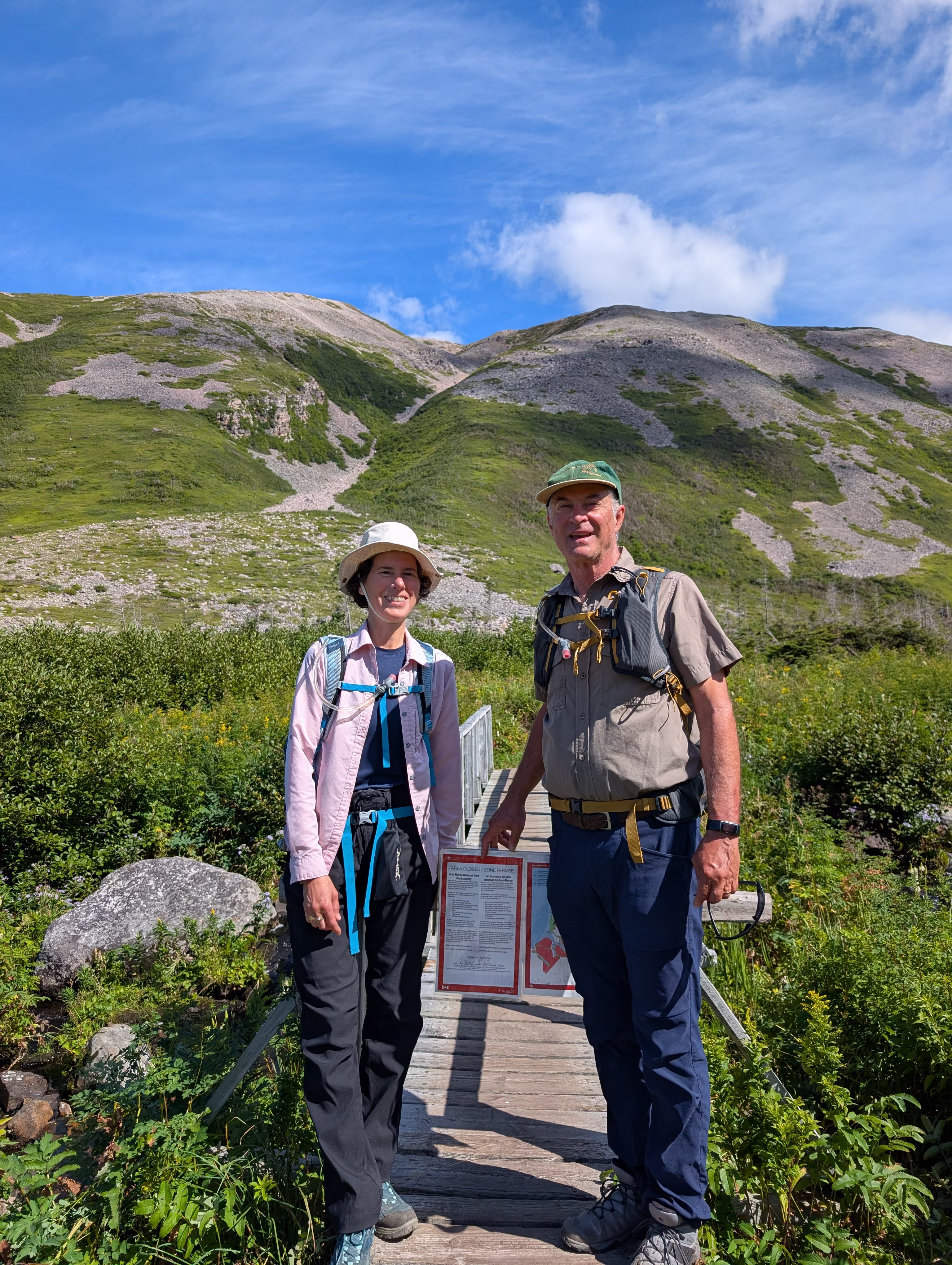 gros-morne-mountain-approach 4
